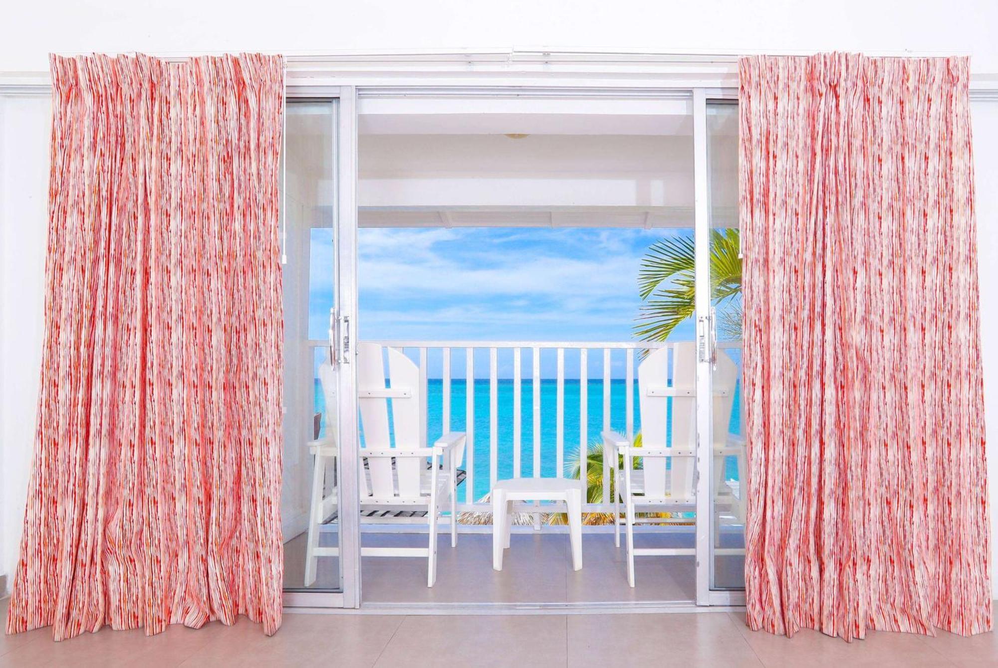 Grand Decameron Montego Beach, A Trademark All-Inclusive Resort Montego Bay Exterior photo