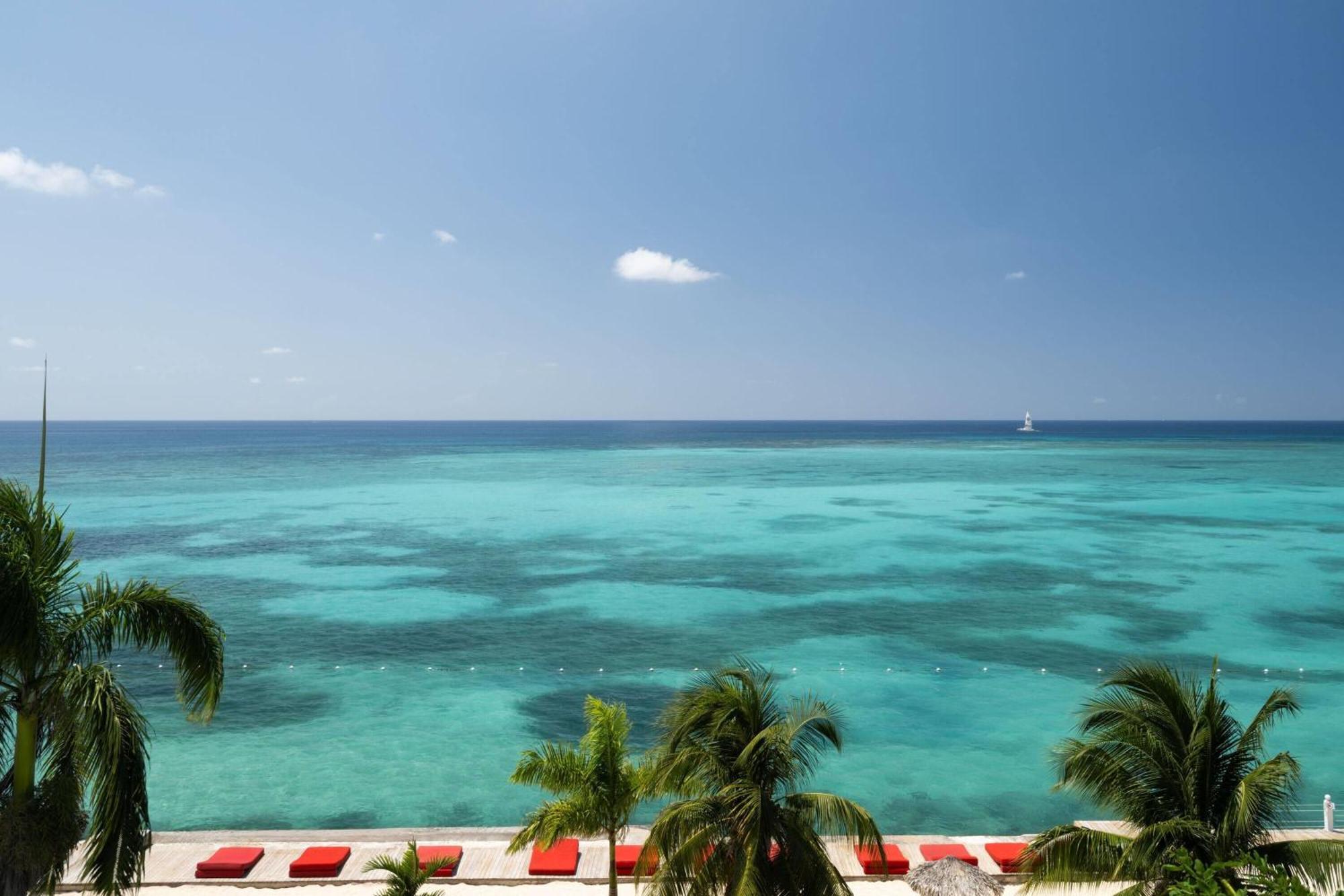 Grand Decameron Montego Beach, A Trademark All-Inclusive Resort Montego Bay Exterior photo