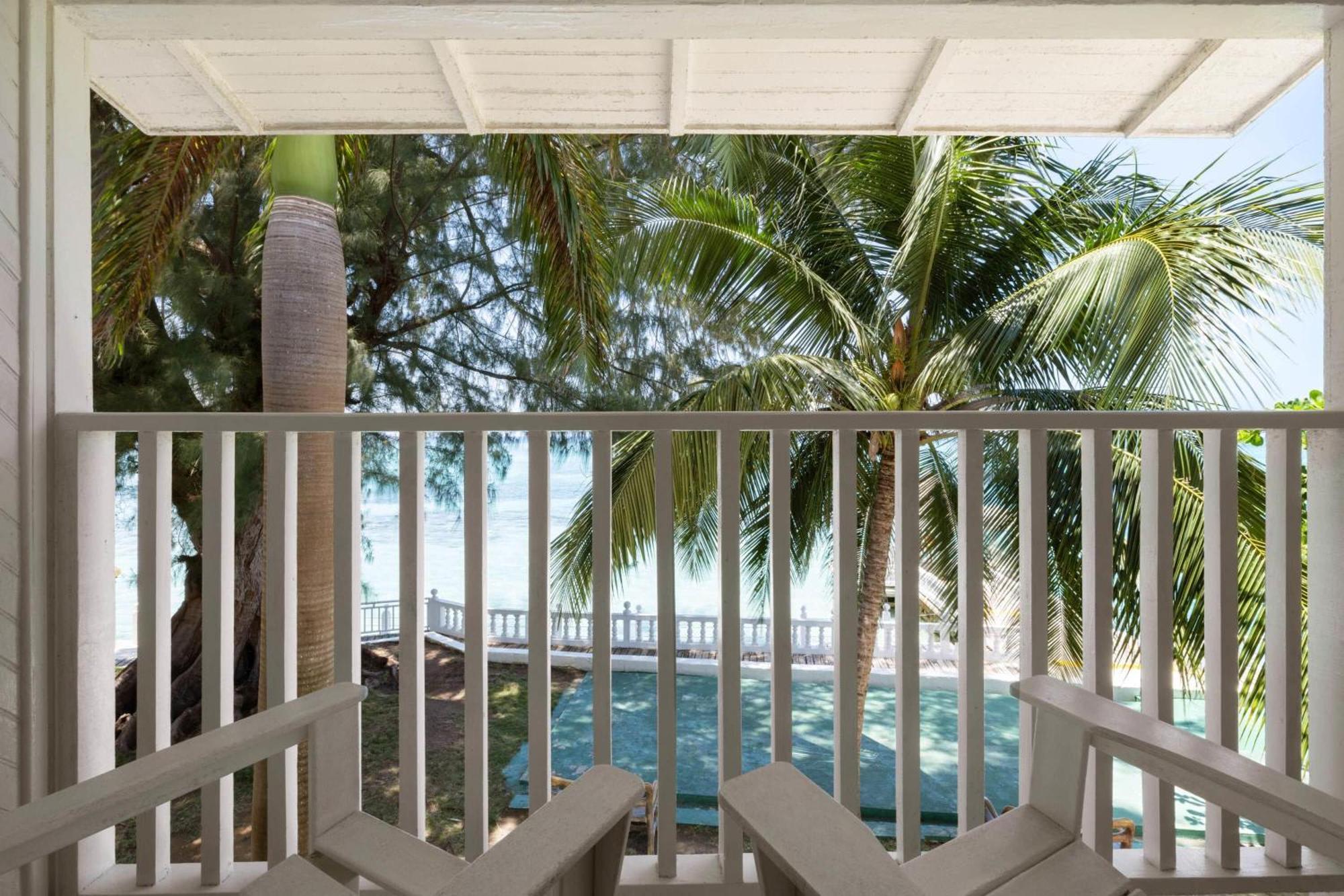 Grand Decameron Montego Beach, A Trademark All-Inclusive Resort Montego Bay Exterior photo